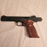 Smith & Wesson model 41 target barrel length 5 1/2