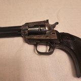 Colt New Frontier Single action 22 L.R. - 2 of 14