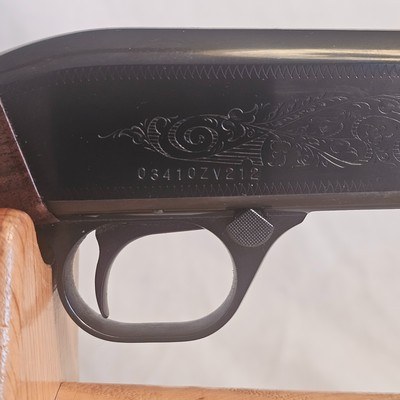 Browning semi auto 22 LR Caliber made in Japan - Image 5 of 20