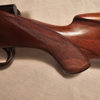 Kimber model 82 Caliber 22 L.R. Leupold scope M8 4power compact - Image 9 of 17