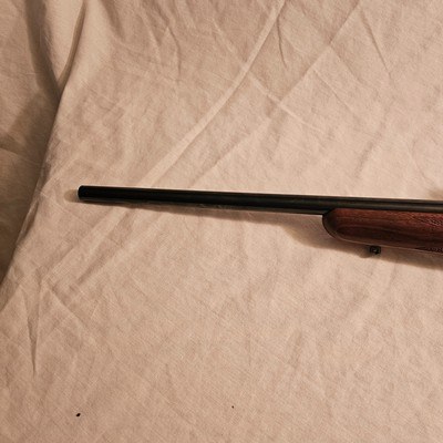 Kimber model 82 Caliber 22 L.R. Leupold scope M8 4power compact - Image 7 of 17