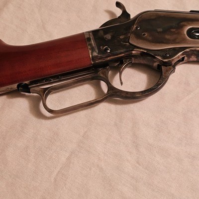 cimarron 1873 cal 45 Colt Replica - Image 5 of 16