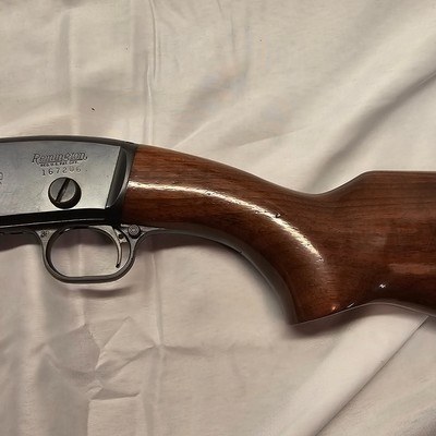 Remington 121 Fieldmaster 22cal - Image 4 of 11