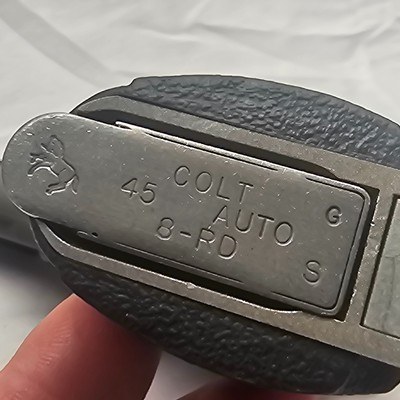 COLT COMBAT ELITE SEMI AUTO PISTOL - Image 6 of 12