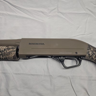 Winchester Super X Pump Shot Gun SXP - Image 9 of 12