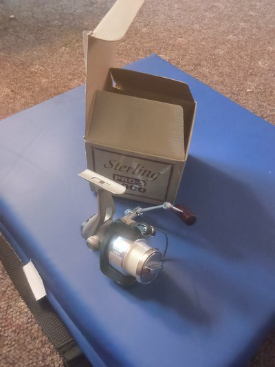 STERLING PRO 5 1000 SPINNING FISHING REEL - Image 1 of 6