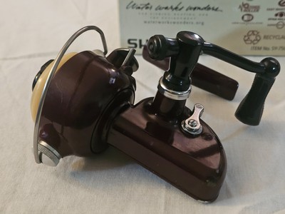 FISHING REEL - Image 2 of 4