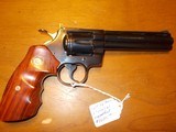 colt python 357 magnum - 2 of 3
