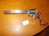 Smith&Wesson 686-1 stainless 357 mag - 1 of 4