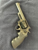 Smith & Wesson 41 magnum - 10 of 11