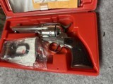 Ruger Vaquero Stainless John Wayne .45 LC - 4 of 12
