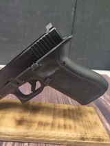 GLOCK 17 G17 Gen 5 w/ Night Sights - 4 of 7