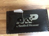 SMITH & WESSON M&P 40 SHIELD - 1 of 4