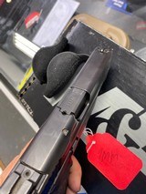 SMITH & WESSON M&P9 M2.0 - 3 of 3