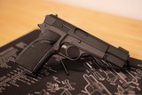 BROWNING HI POWER - 2 of 4