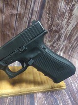 GLOCK 22 G22 Gen 4 w/ Night Sights - 4 of 6