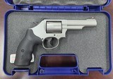 SMITH & WESSON 66 - 2 of 7