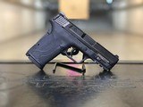 SMITH & WESSON M&P9 SHIELD EZ M2.0 - 2 of 7