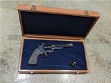 SMITH & WESSON MODEL 57 - 4 of 7