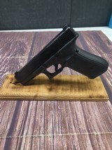 GLOCK 17 G17 Gen 5 w/ Night Sights - 2 of 7