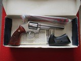 SMITH & WESSON MODEL 66-2 - 3 of 4