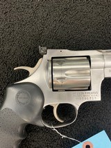DAN WESSON 44 magnum - 2 of 12