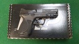 SMITH & WESSON M&P M2.0 COMPACT - 4 of 6