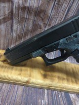 GLOCK 22 G22 Gen 4 w/ Night Sights - 3 of 10