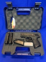SMITH & WESSON M&P9C - 8 of 9