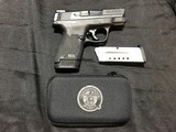 SMITH & Wesson M&P9 SHIELD M2.0 PERFORMANCE CENTER - 3 of 6