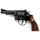 SMITH & WESSON MODEL 10 - 2 of 5