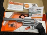 TAURUS JUDGE MAGNUM 3 CYLINDER 45LC/410GA - 1 of 6