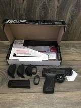 SMITH & WESSON 11695 M&P M2.0 Compact 40 - 1 of 5
