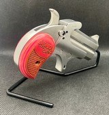 BOND ARMS Pink Mini - 3 of 5