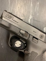 SMITH & WESSON M&P 9 SHIELD M2.0 - 3 of 5