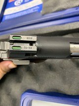 COLT 1911 GOVERNMENT MODEL RAIL GUN 45 AUTO - 4 of 7