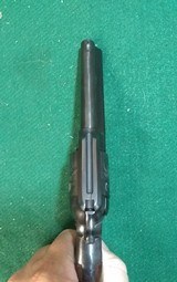 SMITH & WESSON 686 PLUS 3-5-7 MAGNUM SERIES - 4 of 9