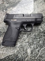 SMITH & WESSON M&P 40 SHIELD - 2 of 2