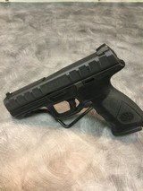 BERETTA APX - 2 of 11
