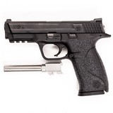 SMITH & WESSON M&P40 - 2 of 4