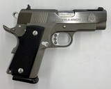 SPRINGFIELD ARMORY 1911 V10 Ultra Compact Mirror Finish - 4 of 6