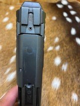 SMITH & WESSON M&P 40 .40 S&W - 5 of 7