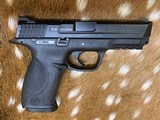 SMITH & WESSON M&P 40 .40 S&W - 3 of 7