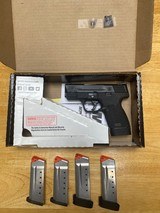 SMITH & WESSON M&P 45 SHIELD - 2 of 24