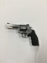 SMITH & WESSON 686-6 - 1 of 3