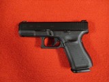 GLOCK 19M Gen 5 - 2 of 6
