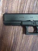 GLOCK 17 g17 gen 5 - 3 of 7