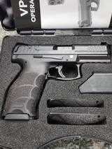 HECKLER & KOCH HK VP40 - 2 of 3