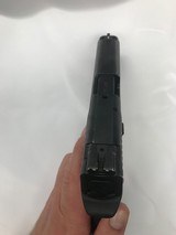 SMITH & WESSON .40 M&P - 4 of 7