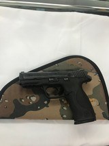 SMITH & WESSON .40 M&P - 1 of 7